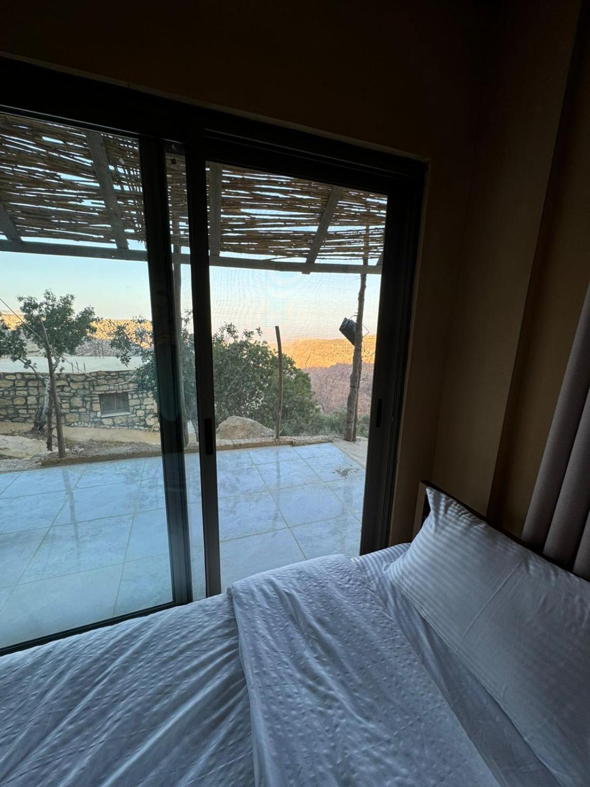 Wild Dana Eco Lodge- Hotel-Eco-Camp Екстер'єр фото